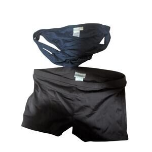 L space xs swimming bottom size Xs with another brand